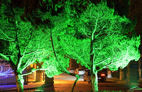 LED埋地燈與LED洗牆燈相結合的照明